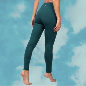 Fleece Lined Leggings With Pockets